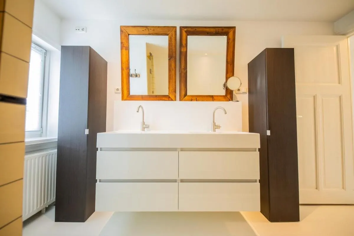 Fabulous 4 Bedroom Villa Eindhoven - Ks10 荷兰