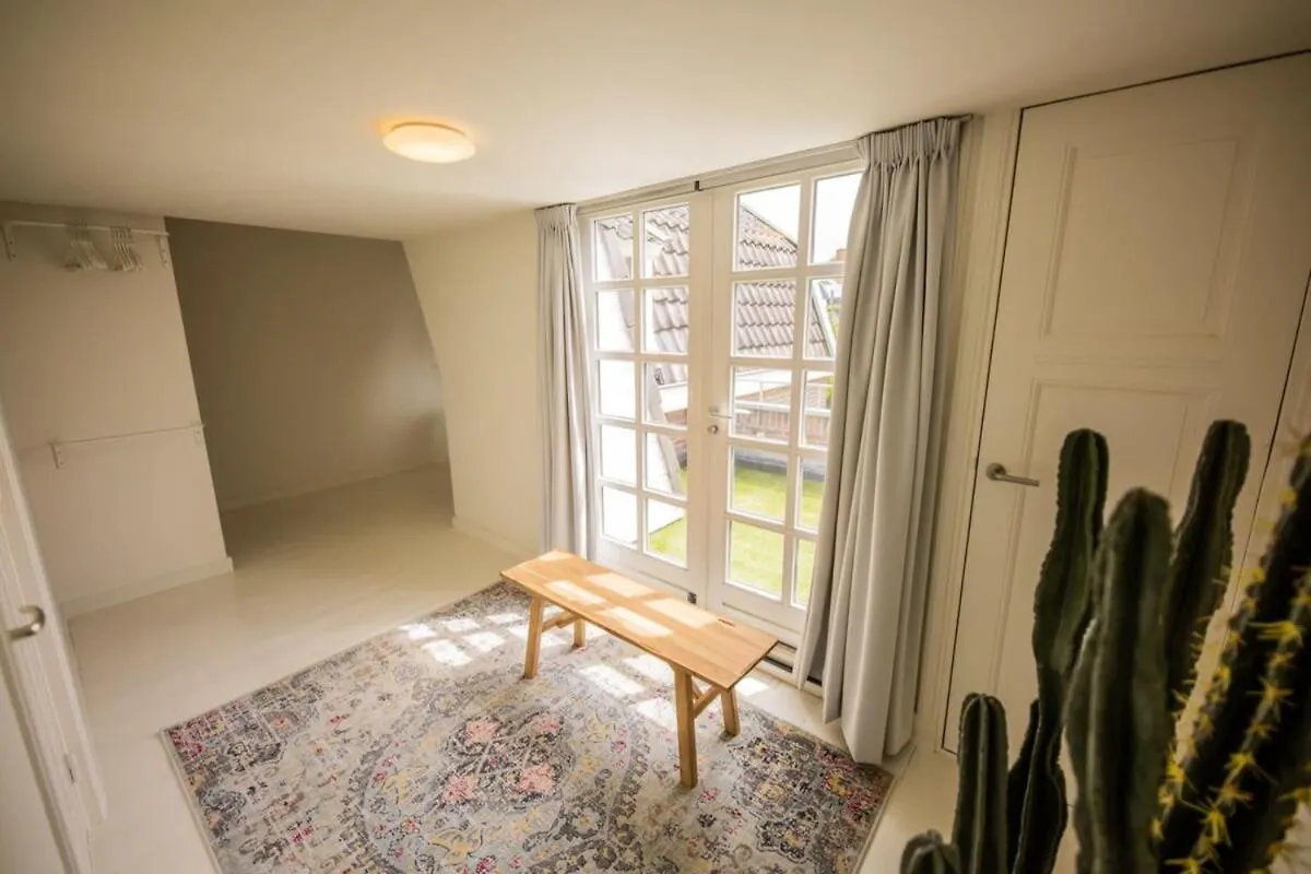 度假居 Fabulous 4 Bedroom Villa Eindhoven - Ks10